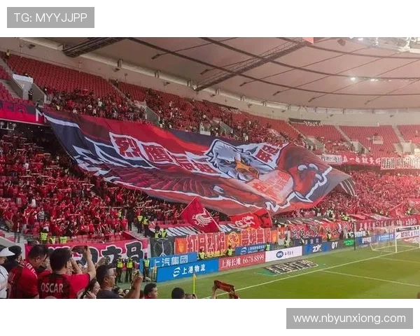 上海海港强势迎战成都蓉城巅峰对决再燃中超夺冠关键之战 上海海港强势迎战成都蓉城巅峰对决再燃中超夺冠关键之战