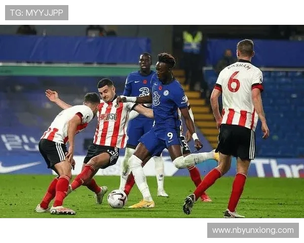 埃因霍温与海牙激战正酣赛果揭晓精彩瞬间回顾